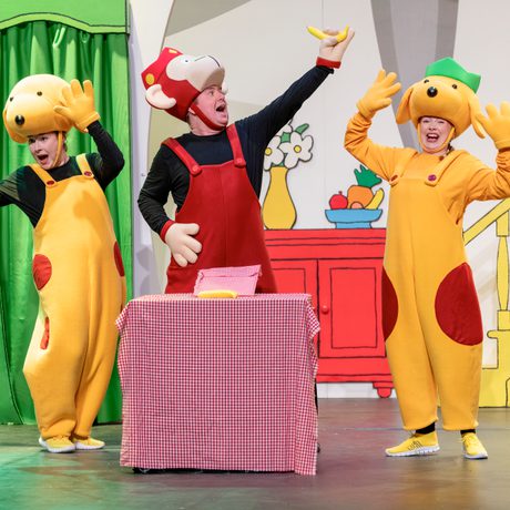 Spot the Dog with his friends